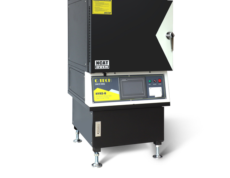 Vista angular del horno de ignicion con puerta de acceso