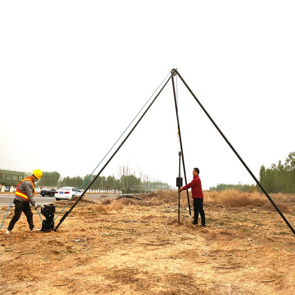 Equipo de Penetración Estándar (SPT) Manual con Trípode y Martillo de 63.5 kg