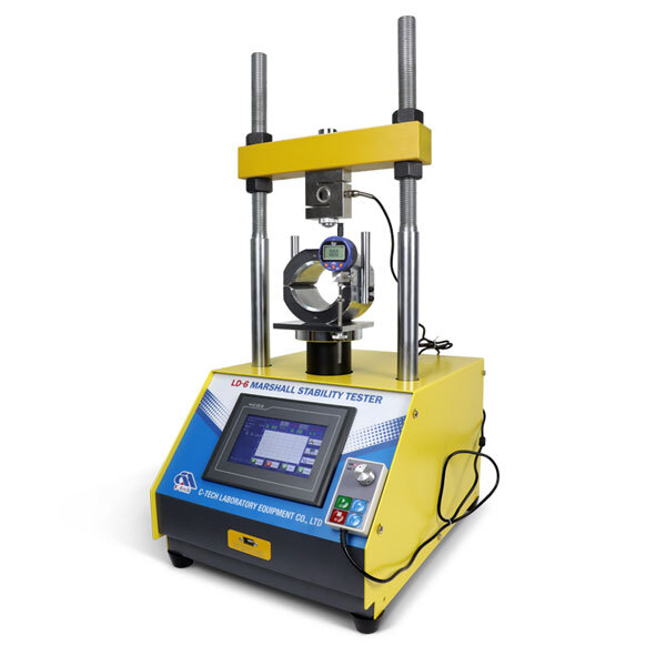 Vista angular de la prensa Marshall 50kN con mordazas de ensayo